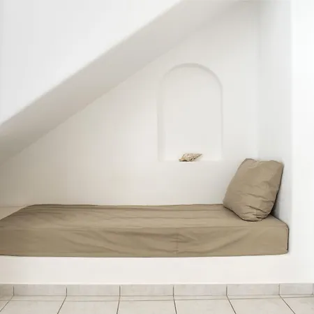 Cleopatra Seaside Homes Paros