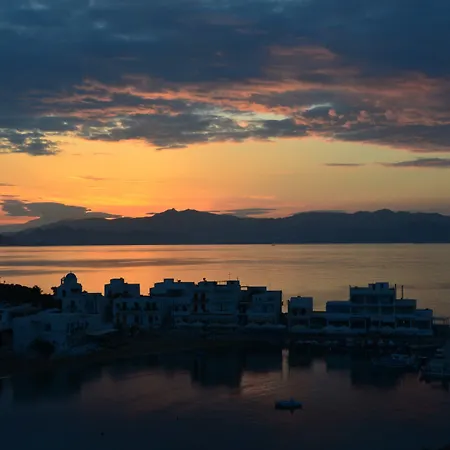 Hotel Cleopatra Seaside Homes Paros 3*