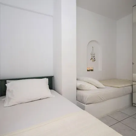Hotel Cleopatra Seaside Homes Paros 3*