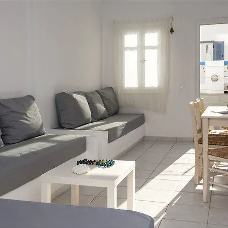 Cleopatra Seaside Homes Paros 3*