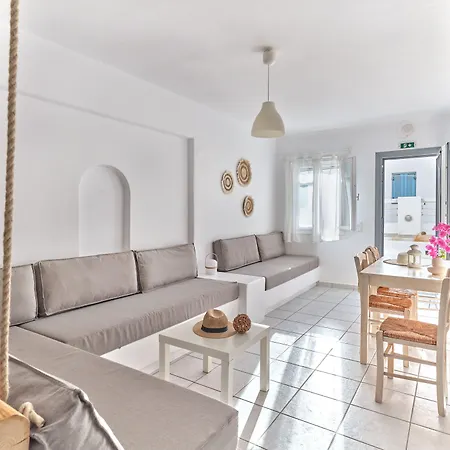 Hotel Cleopatra Seaside Homes Paros