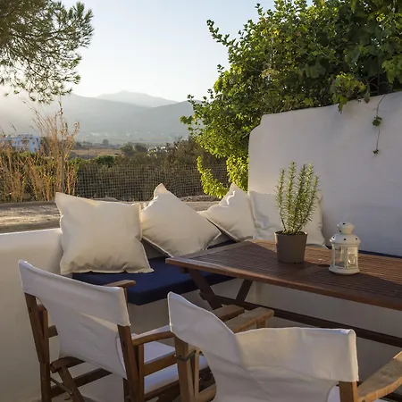 Cleopatra Seaside Homes Paros 3*