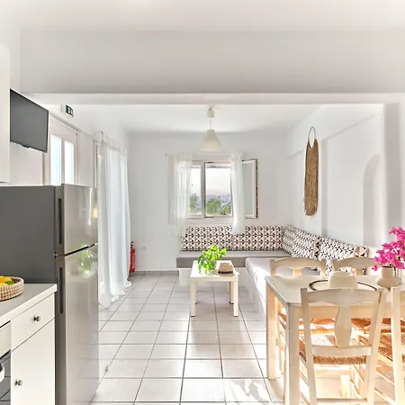 Hotel Cleopatra Seaside Homes Paros 3*
