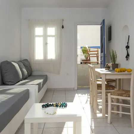 Hotel Cleopatra Seaside Homes Paros 3*
