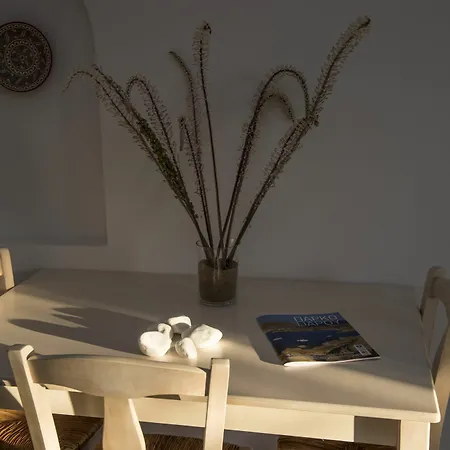 Cleopatra Seaside Homes Paros