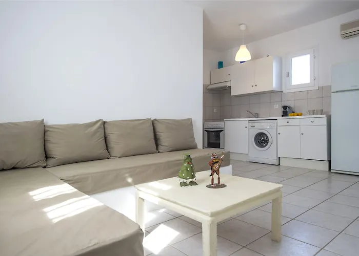 Cleopatra Seaside Homes Paros