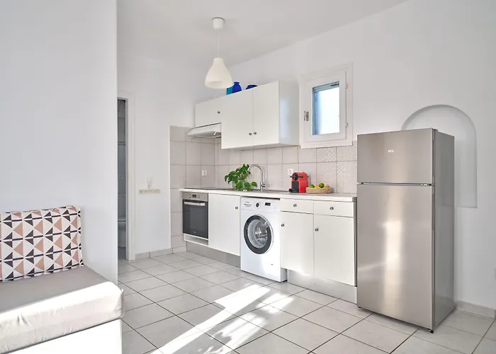 Cleopatra Seaside Homes Paros 3*